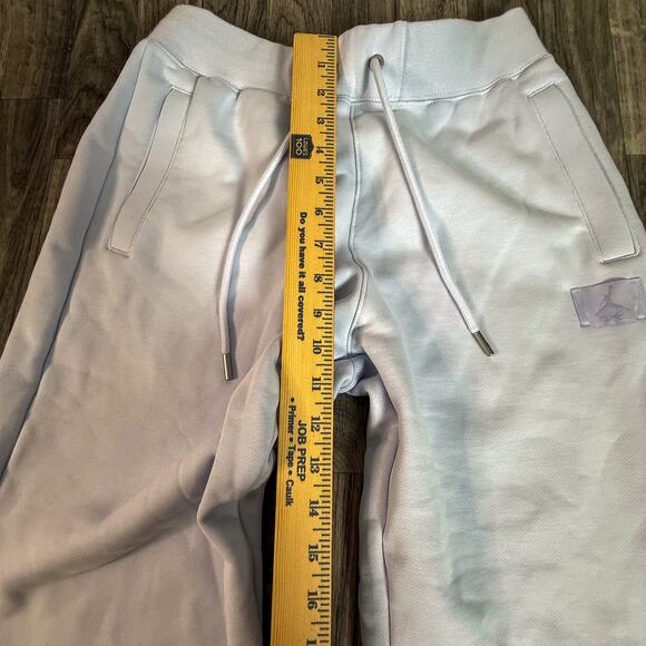 NWT Jordan Flight Womens Small Joggers Sweatpants Light Grey Jumpman Logo - Picture 9 of 10